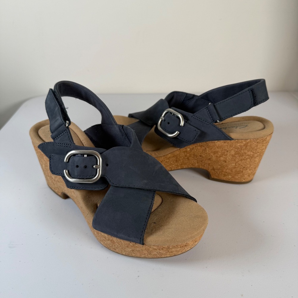 Clarks Collection Giselle Dove Wedge Sandals Size 8 Navy Blue Buckle Cork Sole